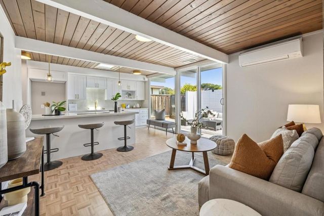 809 Constitution Drive, Foster City, CA 94404