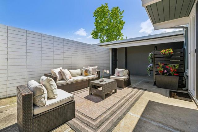 809 Constitution Drive, Foster City, CA 94404