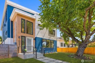10240 40th Avenue SW #A, Seattle, WA 98146