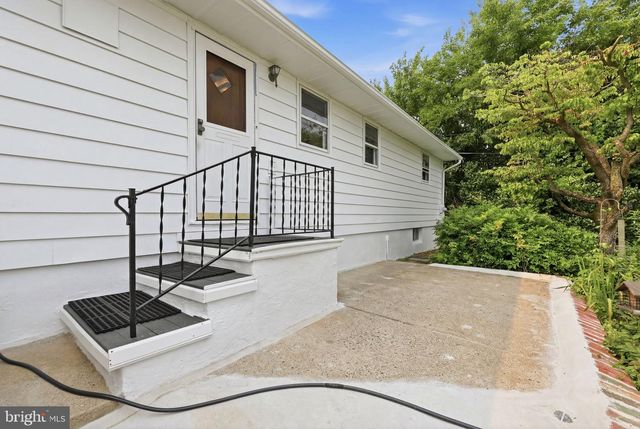 1413 POPLAR RD, Feasterville Trevose, PA 19053
