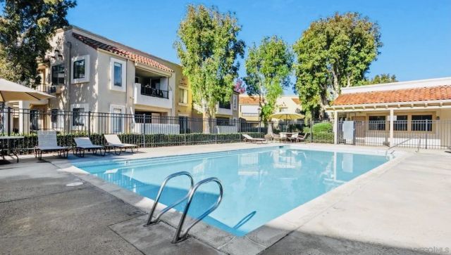 8476 New Salem 78, San Diego, CA 92126