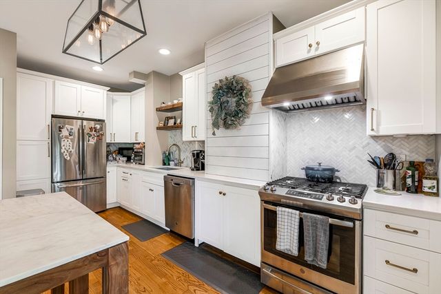 38 Woodward St 2, Boston, MA 02127