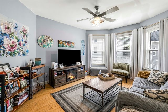 38 Woodward St 2, Boston, MA 02127