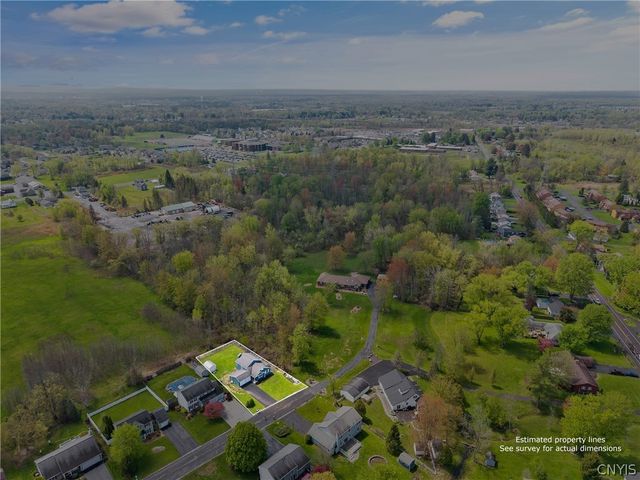 8455 Rollercoaster Drive, Cicero, NY 13039