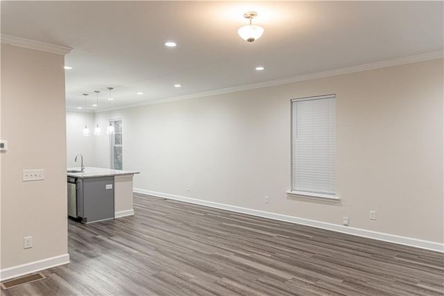 1996 Main NW Street, Atlanta, GA 30318