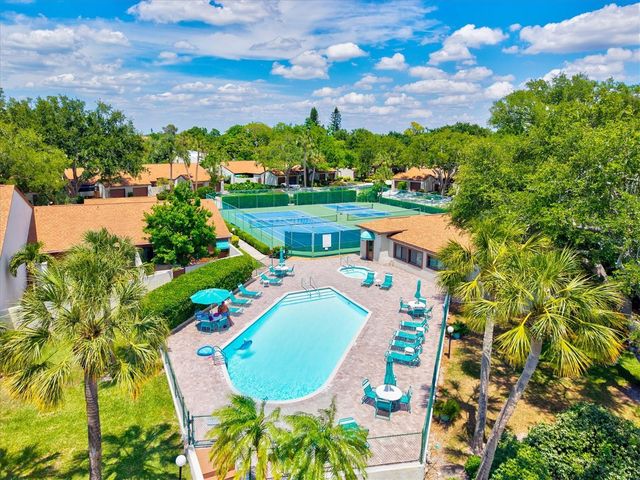 4612 PARK LAKE TERRACE N, Bradenton, FL 34209