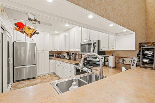 4612 PARK LAKE TERRACE N, Bradenton, FL 34209