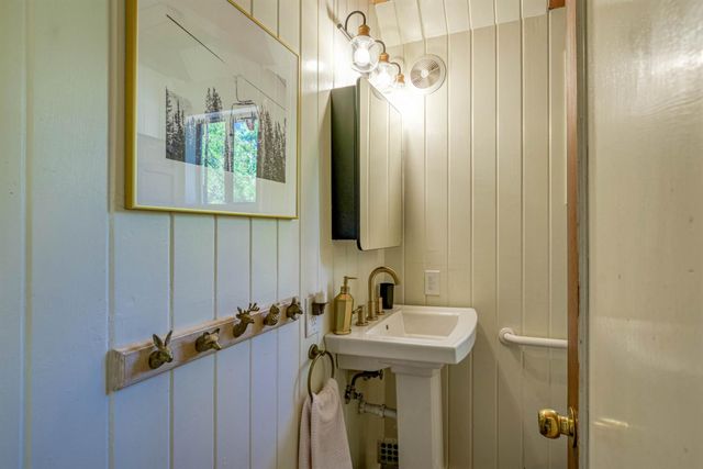 41233 Rock Road, Shaver Lake, CA 93664