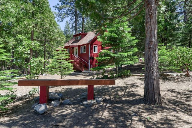 41233 Rock Road, Shaver Lake, CA 93664