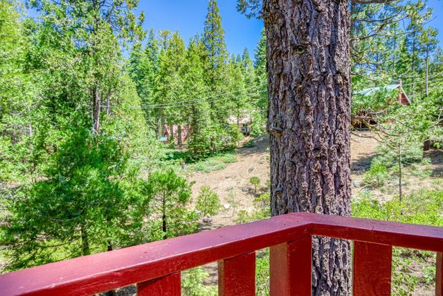 41233 Rock Road, Shaver Lake, CA 93664