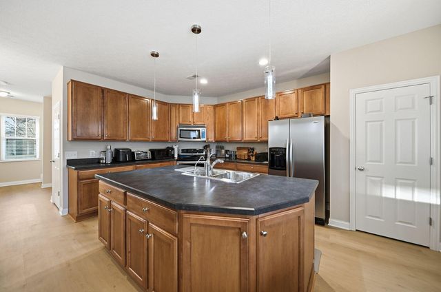 5640 Lantos Road, Dublin, OH 43016