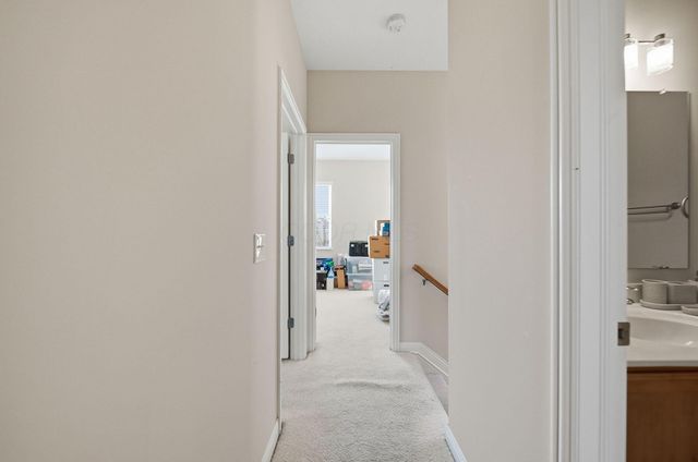 5640 Lantos Road, Dublin, OH 43016