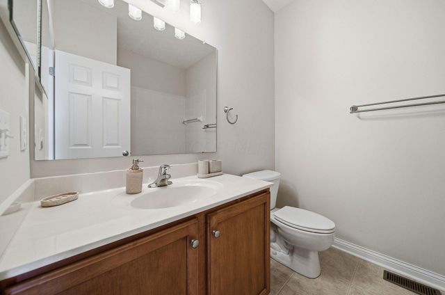 5640 Lantos Road, Dublin, OH 43016