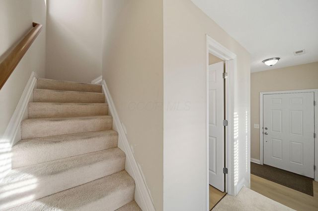 5640 Lantos Road, Dublin, OH 43016