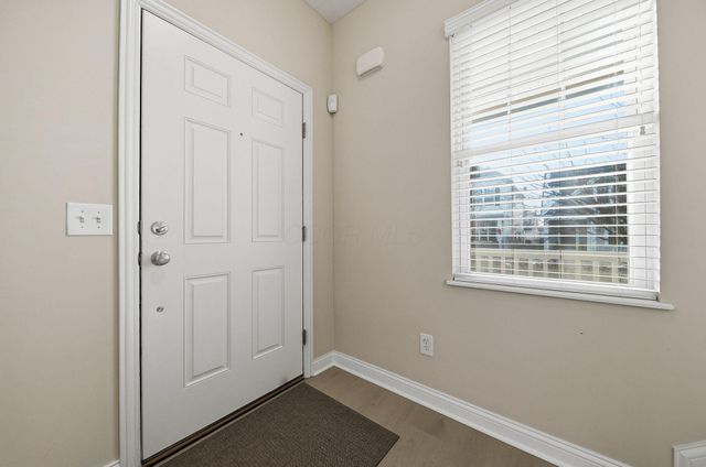 5640 Lantos Road, Dublin, OH 43016