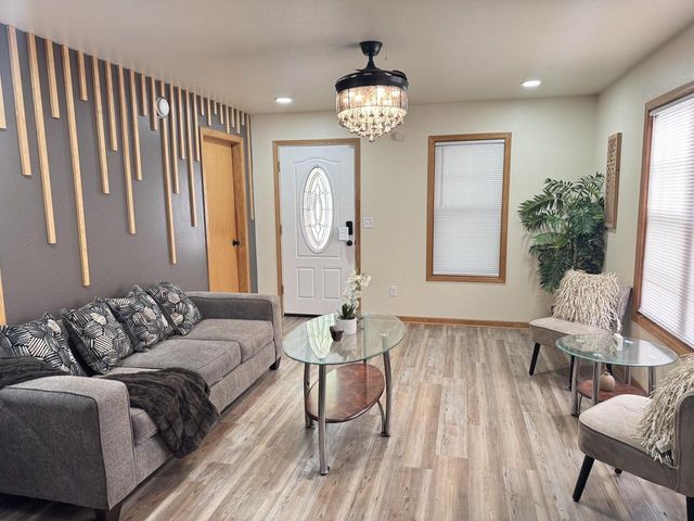 2210 N 15th STREET, Milwaukee, WI 53205