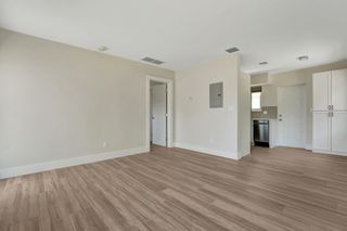 875 NE 39th St, Oakland Park, FL 33334