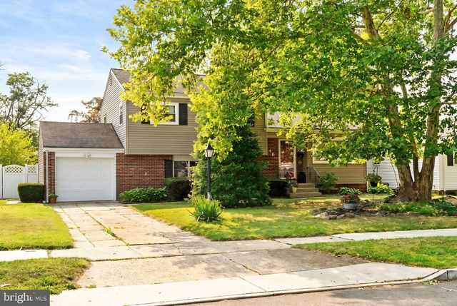 46 HEMPSTEAD RD, Hamilton, NJ 08610