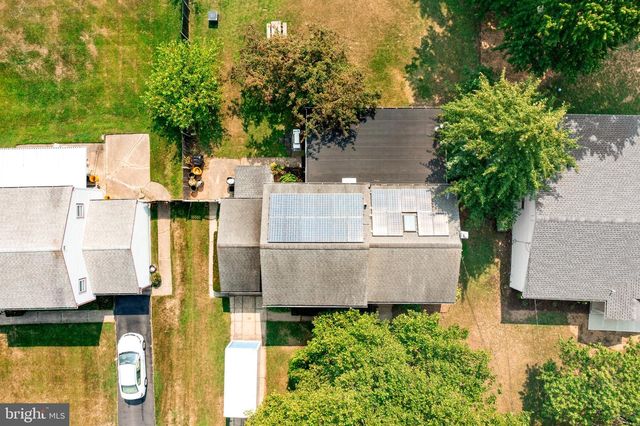 46 HEMPSTEAD RD, Hamilton, NJ 08610