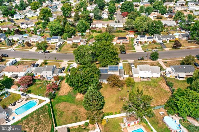 46 HEMPSTEAD RD, Hamilton, NJ 08610