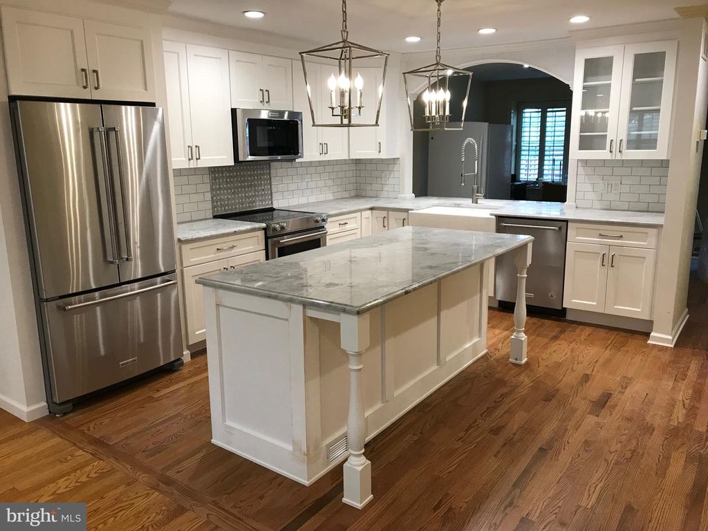 53 PARCHMENT DR, New Hope, PA 18938