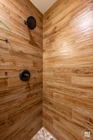 2 Chipmunk Lane, Lake Placid, NY 12946