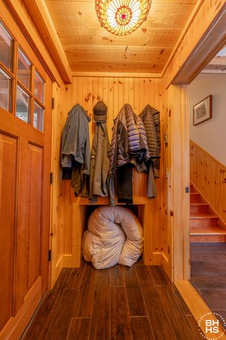 2 Chipmunk Lane, Lake Placid, NY 12946