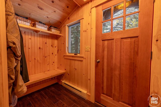 2 Chipmunk Lane, Lake Placid, NY 12946