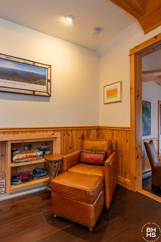 2 Chipmunk Lane, Lake Placid, NY 12946