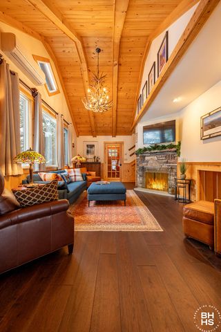 2 Chipmunk Lane, Lake Placid, NY 12946