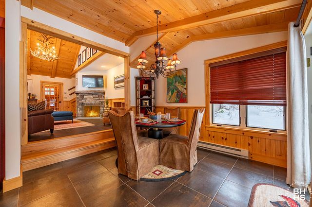 2 Chipmunk Lane, Lake Placid, NY 12946