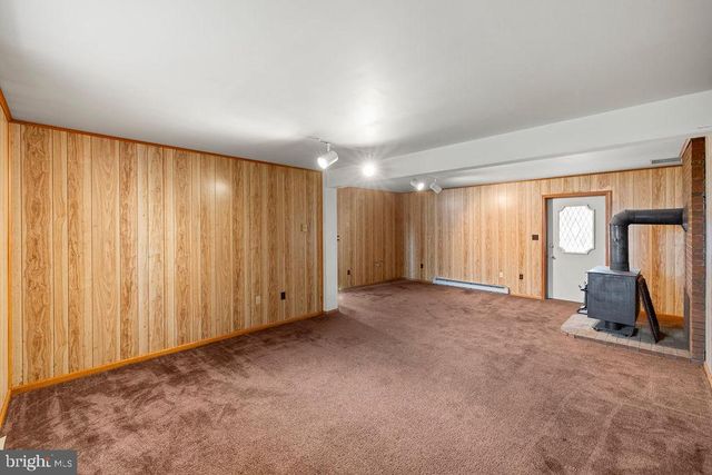 2165 OLD HARRISBURG RD, Gettysburg, PA 17325