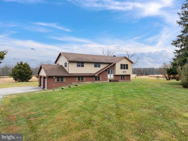 2165 OLD HARRISBURG RD, Gettysburg, PA 17325