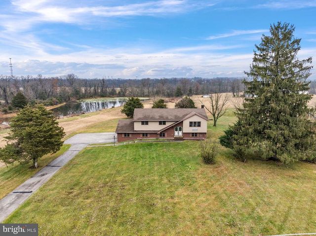 2165 OLD HARRISBURG RD, Gettysburg, PA 17325