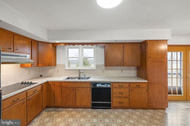 2165 OLD HARRISBURG RD, Gettysburg, PA 17325