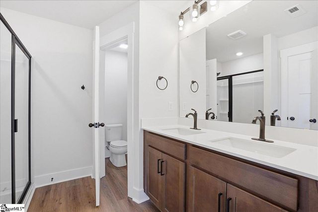 16 Shoemaker Road, Greenville, SC 29617