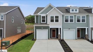 16 Shoemaker Road, Greenville, SC 29617