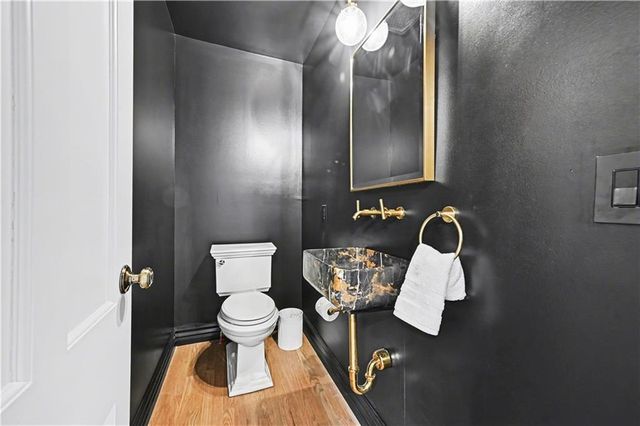 5321 Norwood Road, Fairway, KS 66205