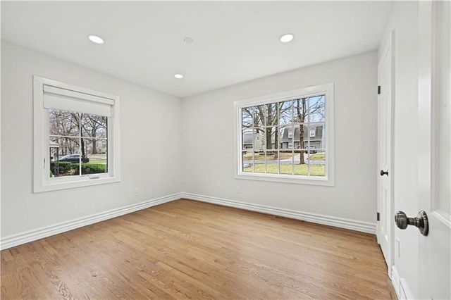 5321 Norwood Road, Fairway, KS 66205