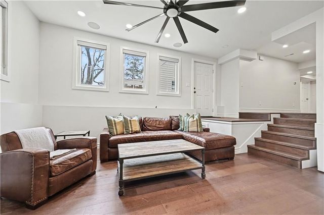 5321 Norwood Road, Fairway, KS 66205