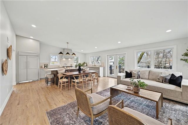 5321 Norwood Road, Fairway, KS 66205