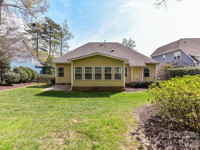 21277 Summerbrook Drive, Cornelius, NC 28031