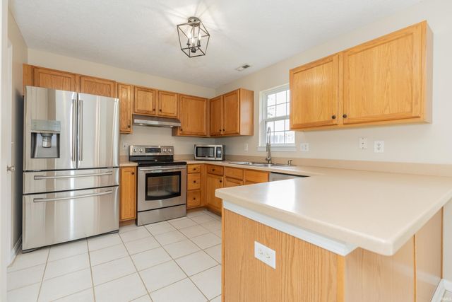 2811 Marcel Court, Evansville, IN 47725
