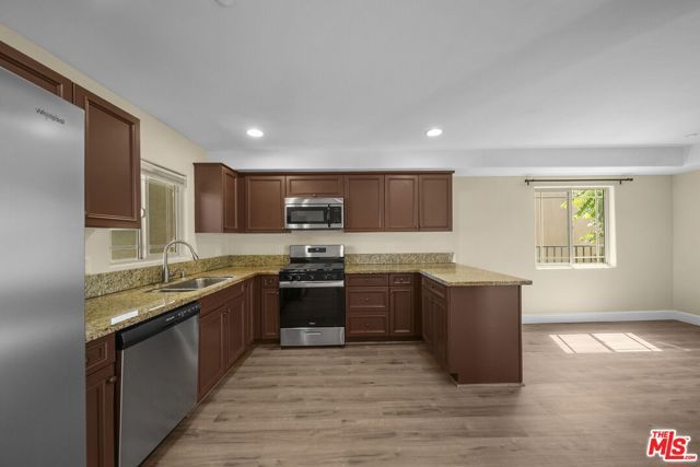 5315 Bellingham Avenue 204, Los Angeles, CA 91607