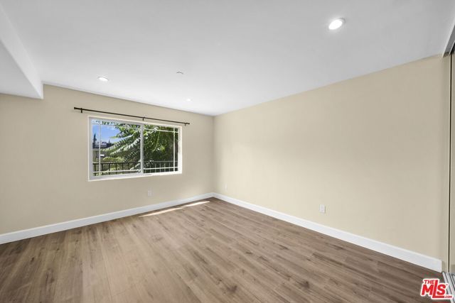 5315 Bellingham Avenue 204, Los Angeles, CA 91607