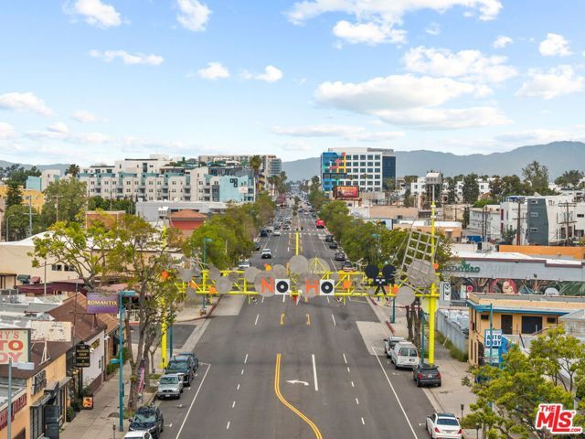 5315 Bellingham Avenue 204, Los Angeles, CA 91607