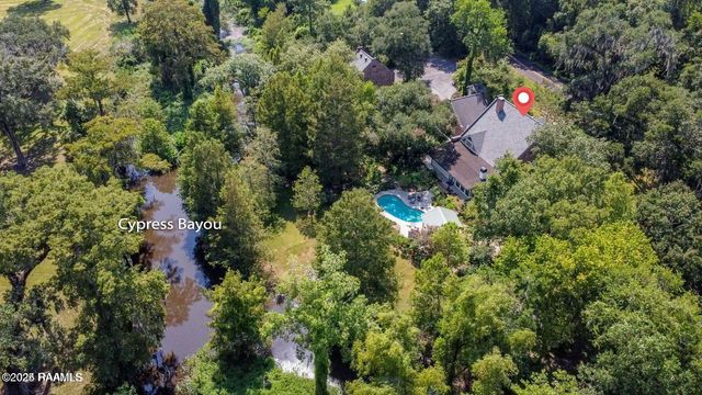 1112 Bayou Tortue Road, Broussard, LA 70518