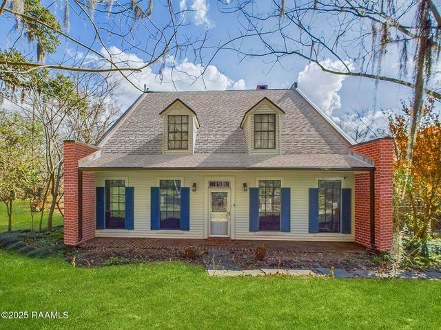 1112 Bayou Tortue Road, Broussard, LA 70518