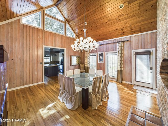 1112 Bayou Tortue Road, Broussard, LA 70518