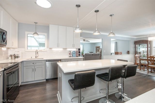 14686 Drake Road, Strongsville, OH 44136